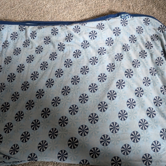 Kickee pants Christmas swaddle - Picture 2 of 2